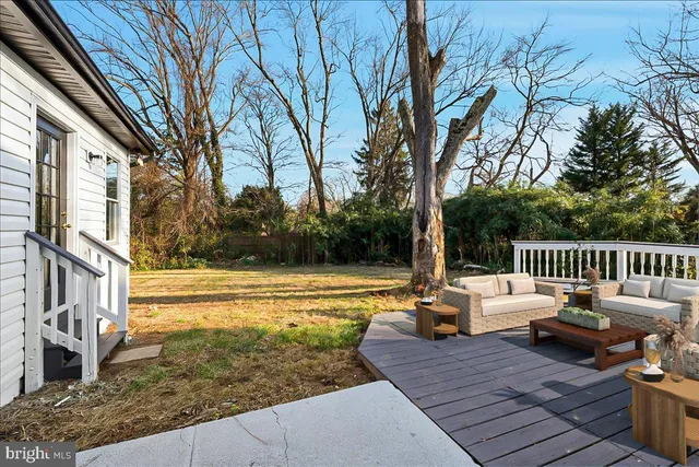 $749,900 | 11123 Byrd Drive, Fairfax, VA 22030