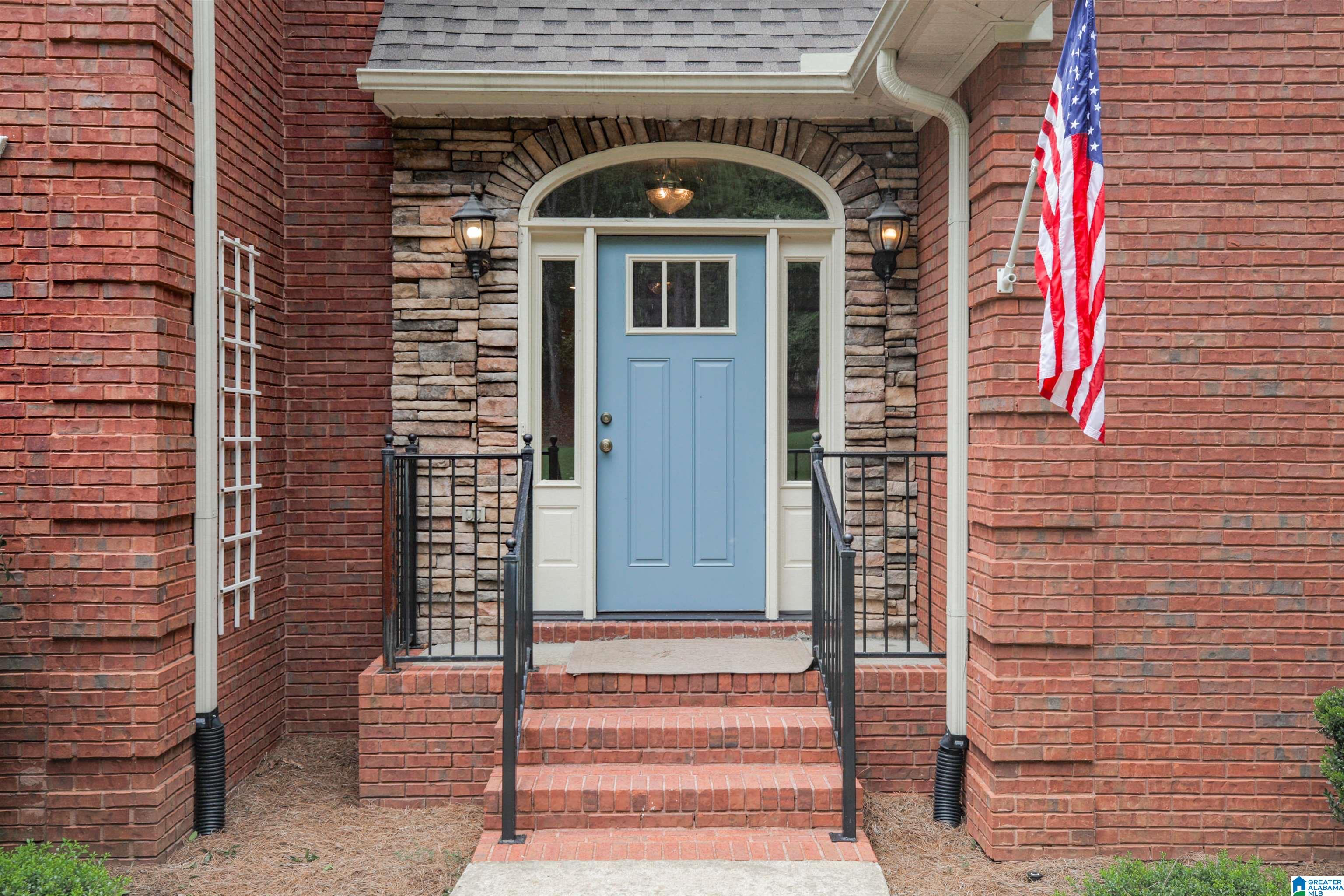 136 Windsor Lane Pelham, AL 35124 - Photo 8 of 59