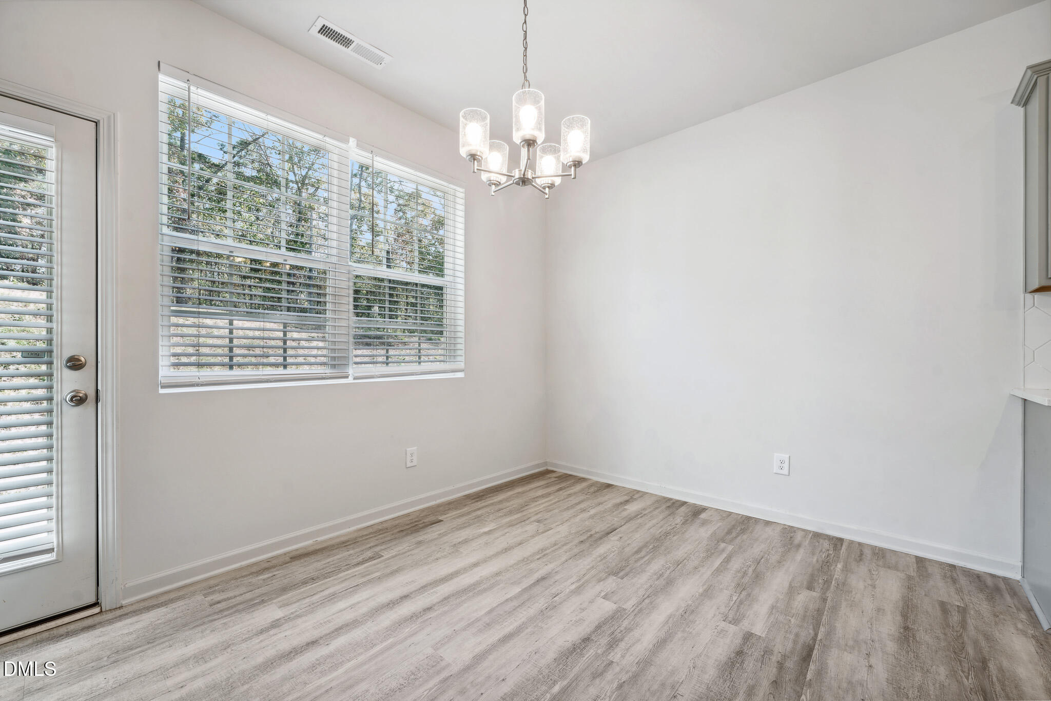 3401 Slippery Elm Drive Raleigh, NC 27610 - Photo 9 of 39 DSC06327