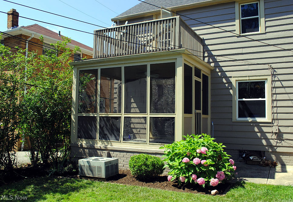 3782 Hillbrook Road Cleveland, OH 44118 - Photo 19 of 20