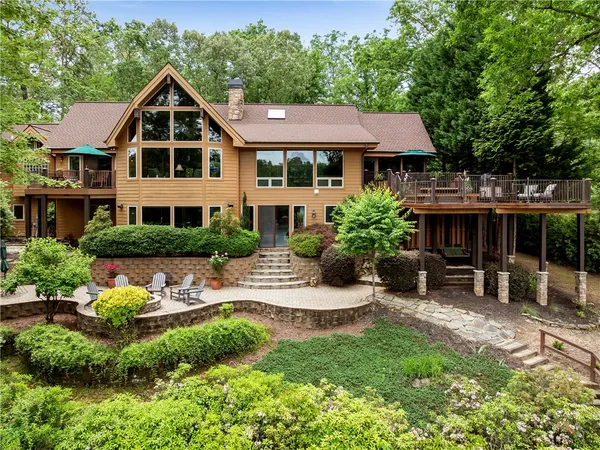 $2,100,000 | 673 Lake Breeze Lane, Salem, SC 29676