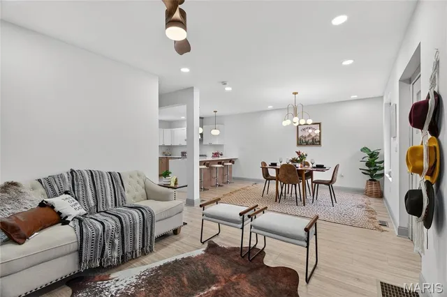 $320,000 | 3120 Gurney Avenue, St. Louis, MO 63116