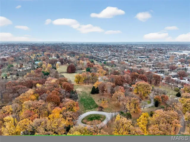 $320,000 | 3120 Gurney Avenue, St. Louis, MO 63116