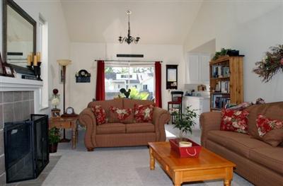 2317 Wicket Avenue Santa Rosa, CA 95403 - Photo 3 of 6 Gallery Image 3