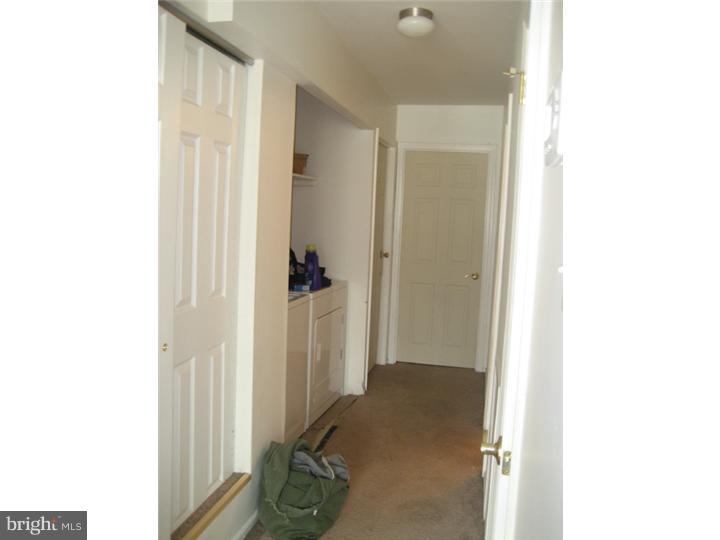 2805 Saxton Road Philadelphia, PA 19114 - Photo 17 of 23