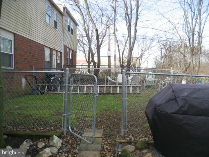 2805 Saxton Road Philadelphia, PA 19114 - Photo 21 of 23