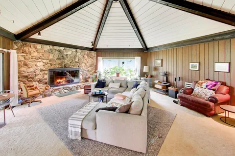 $1,799,000 | 27125 North Williams Park Road, Wauconda, IL 60084