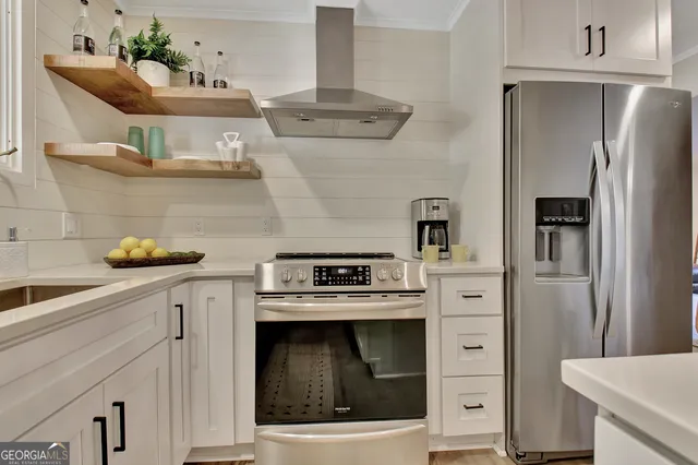 $619,000 | 145 Holly Hill Road, Fayetteville, GA 30214