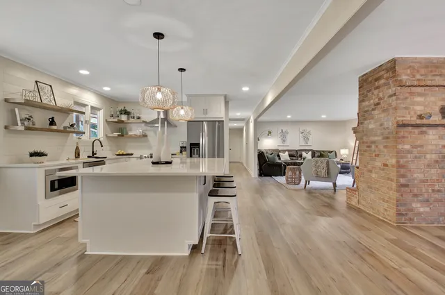 $619,000 | 145 Holly Hill Road, Fayetteville, GA 30214