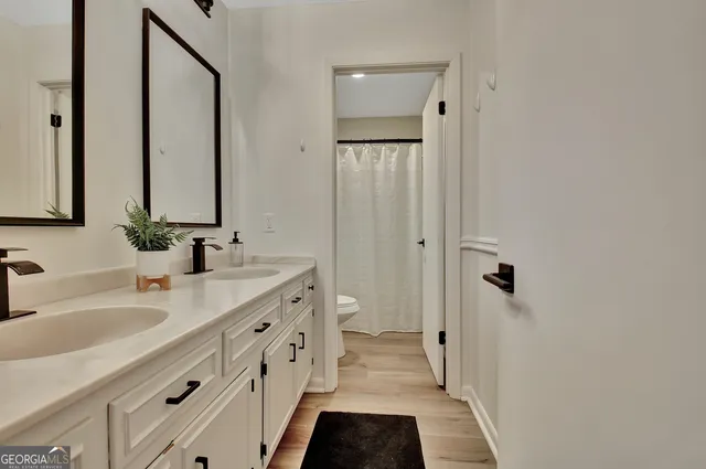 $619,000 | 145 Holly Hill Road, Fayetteville, GA 30214