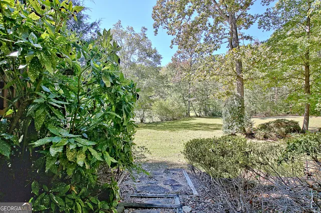 $619,000 | 145 Holly Hill Road, Fayetteville, GA 30214