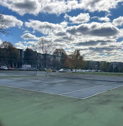 $154,900 | 2730 Dale Street North, Unit D309, Roseville, MN 55113