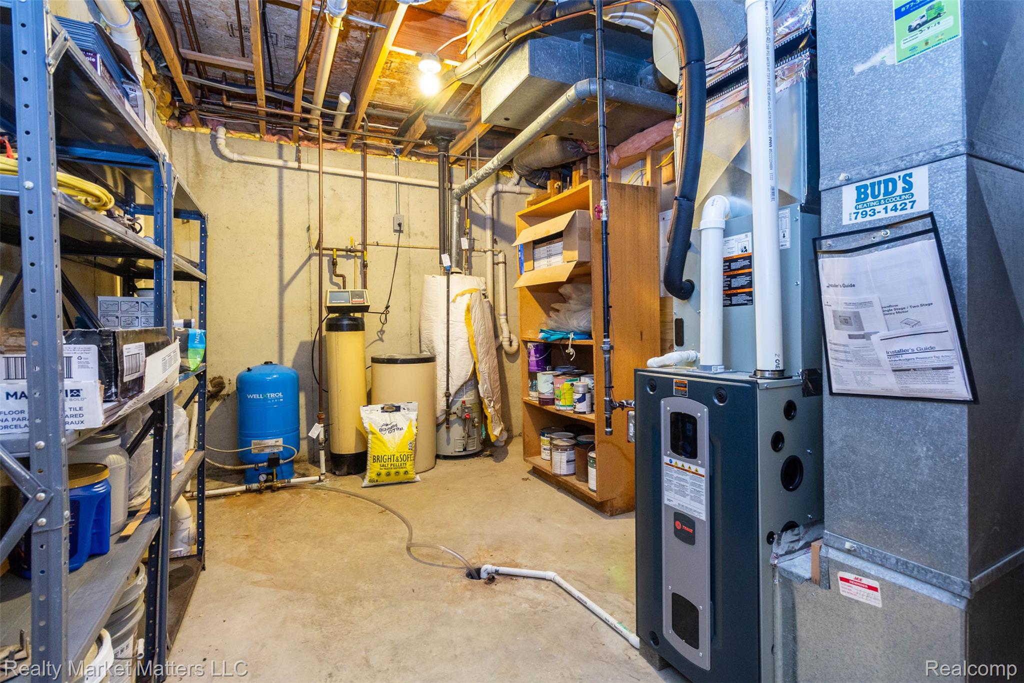 4951 Laur Road North Branch, MI 48461 - Photo 20 of 34 interior (28).jpg