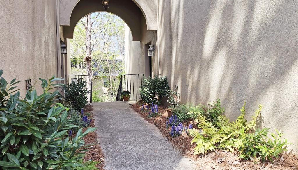 80 La Rue Place Northwest Atlanta, GA 30327 - Photo 1 of 1 Gallery Image 1