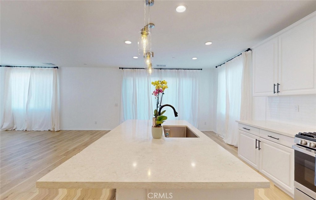 340 Lilly Rialto, CA 92376 - Photo 12 of 50 a very nice looking living room with a couch