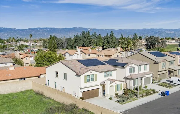 $715,000 | 340 Lilly, Rialto, CA 92376