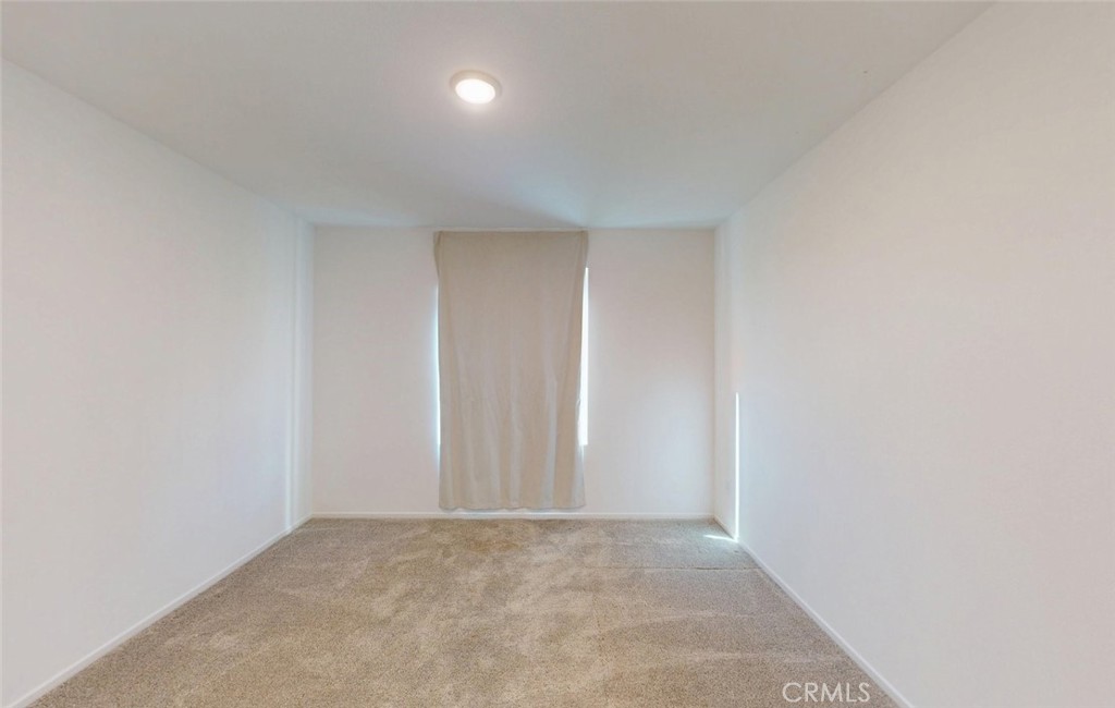 340 Lilly Rialto, CA 92376 - Photo 33 of 50 a view of an empty room