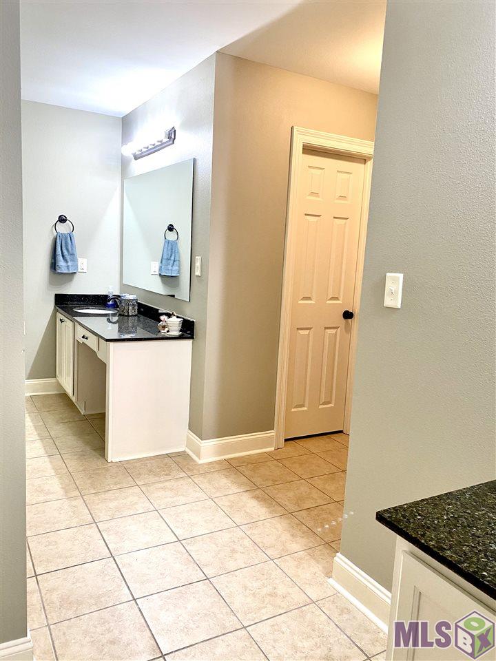 9525 Shadows End Avenue Baton Rouge, LA 70818 - Photo 10 of 20 Gallery Image 10