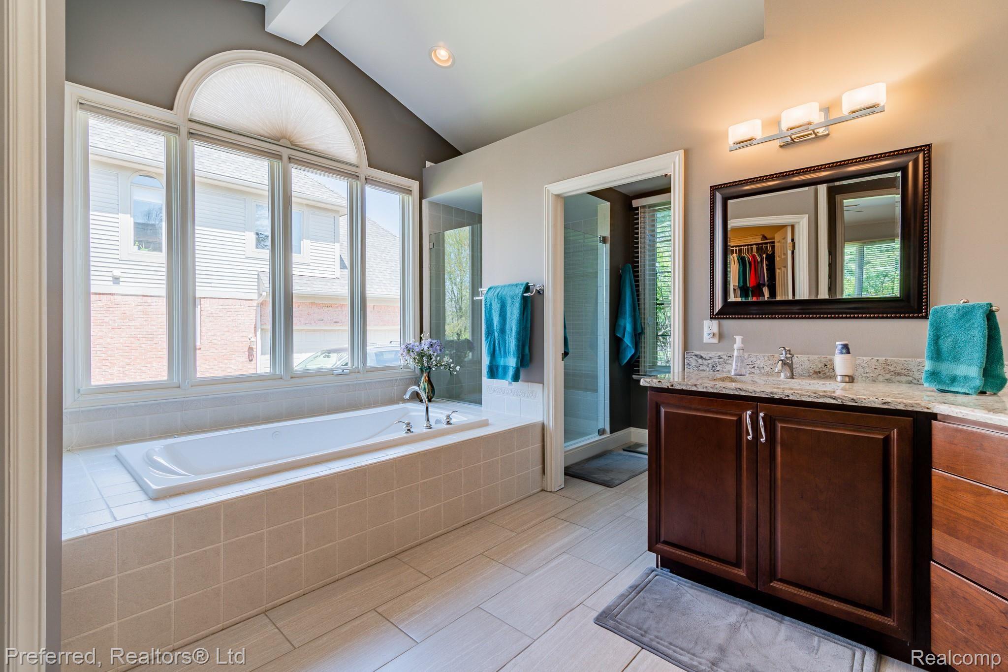 48442 Inveraray Road Canton, MI 48188 - Photo 27 of 50 Inveraray-34.jpg