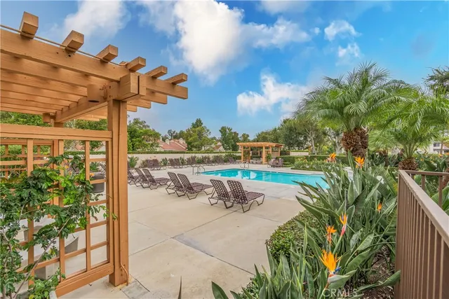 $1,170,000 | 19 Dartmouth, Irvine, CA 92612