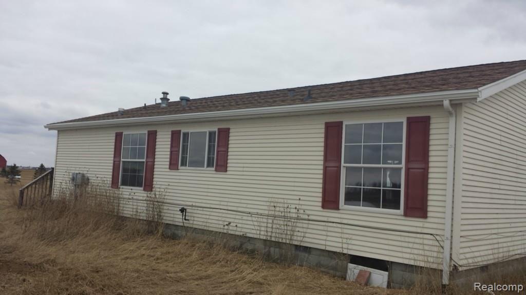 4790 Hunt Road Deckerville, MI 48427 - Photo 2 of 7 20150326_165106.jpg