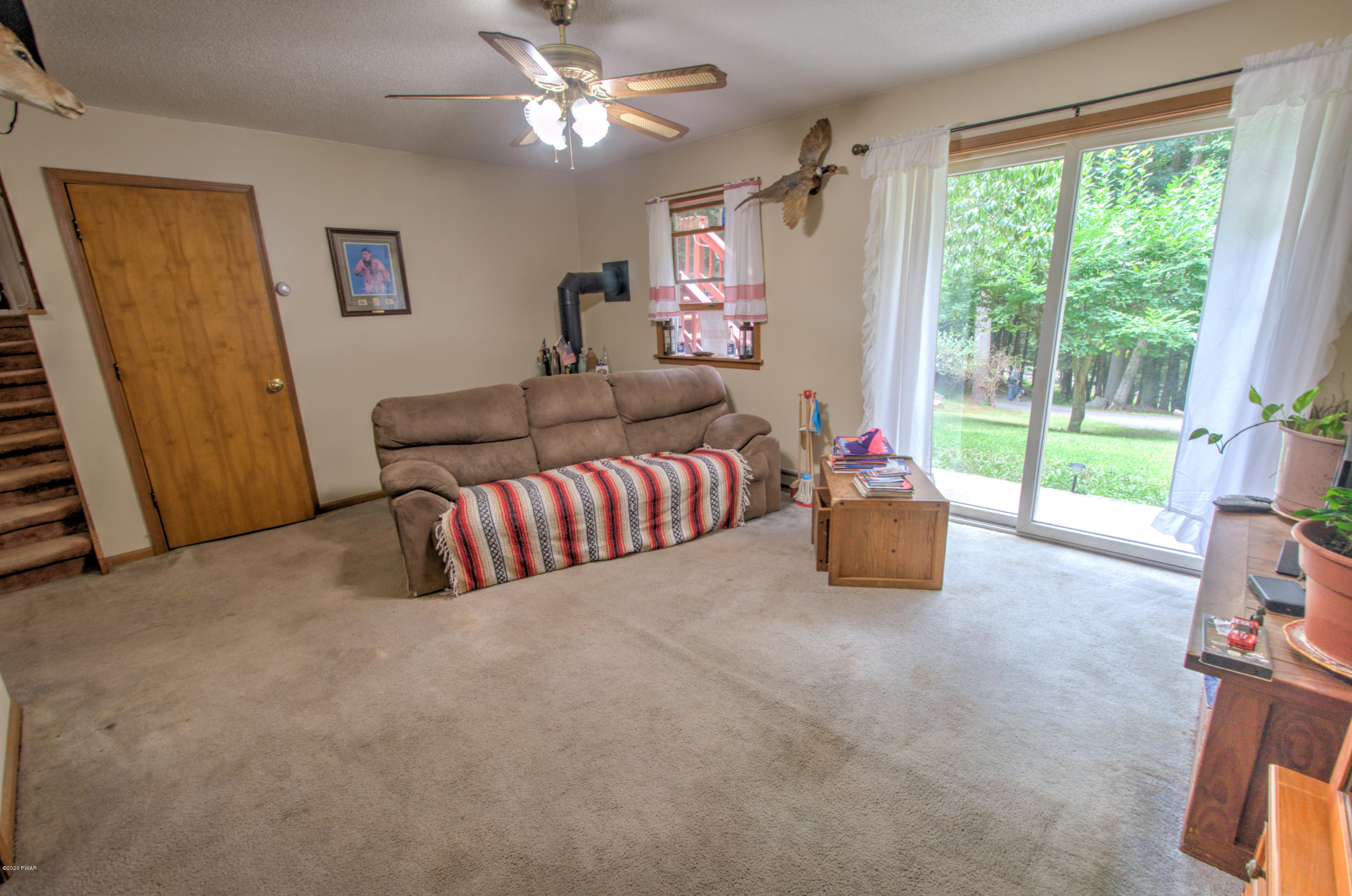 1063 Towpath Road Hawley, PA 18428 - Photo 22 of 45 24-Family Room