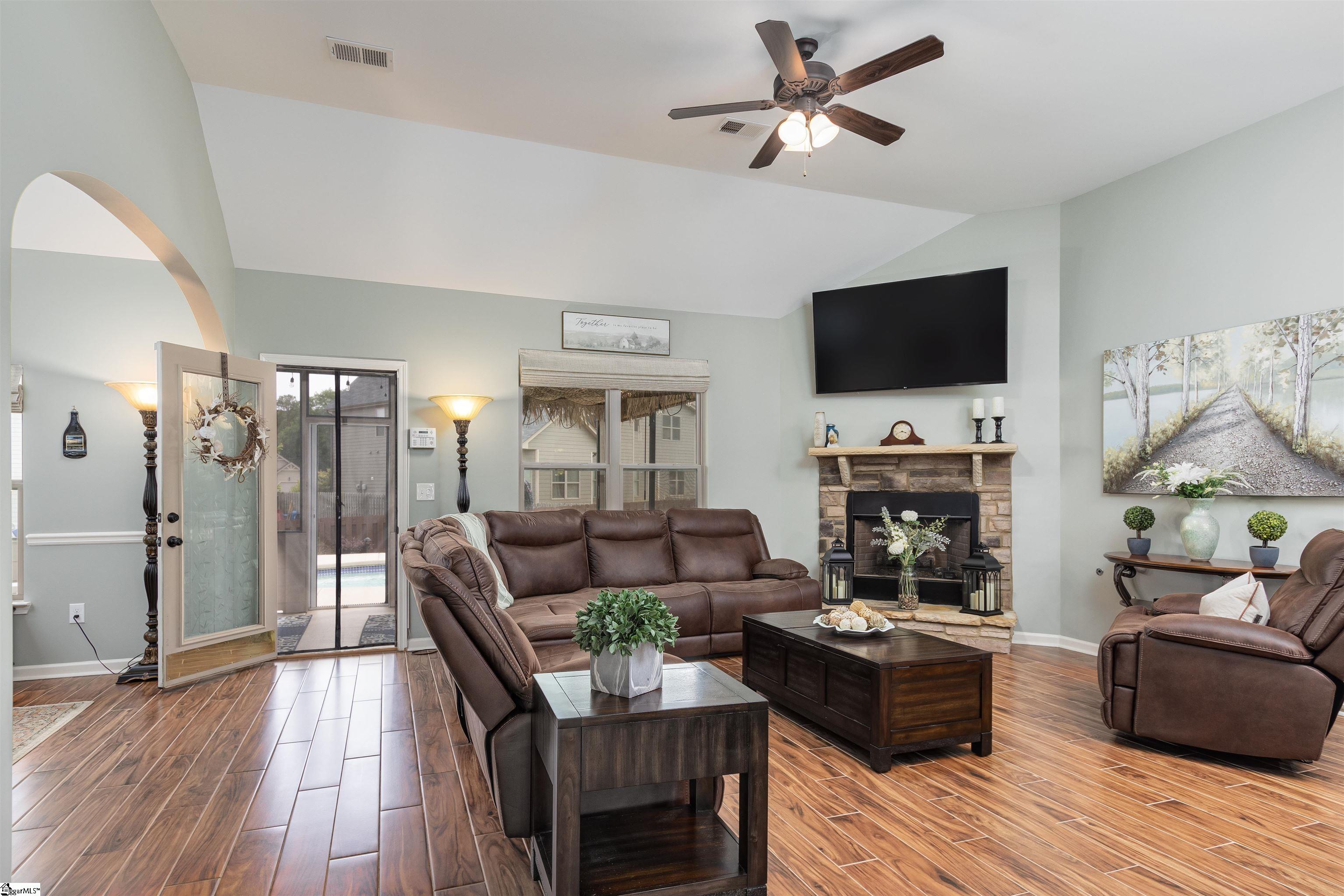 105 Verdana Court Simpsonville, SC 29680 - Photo 11 of 36