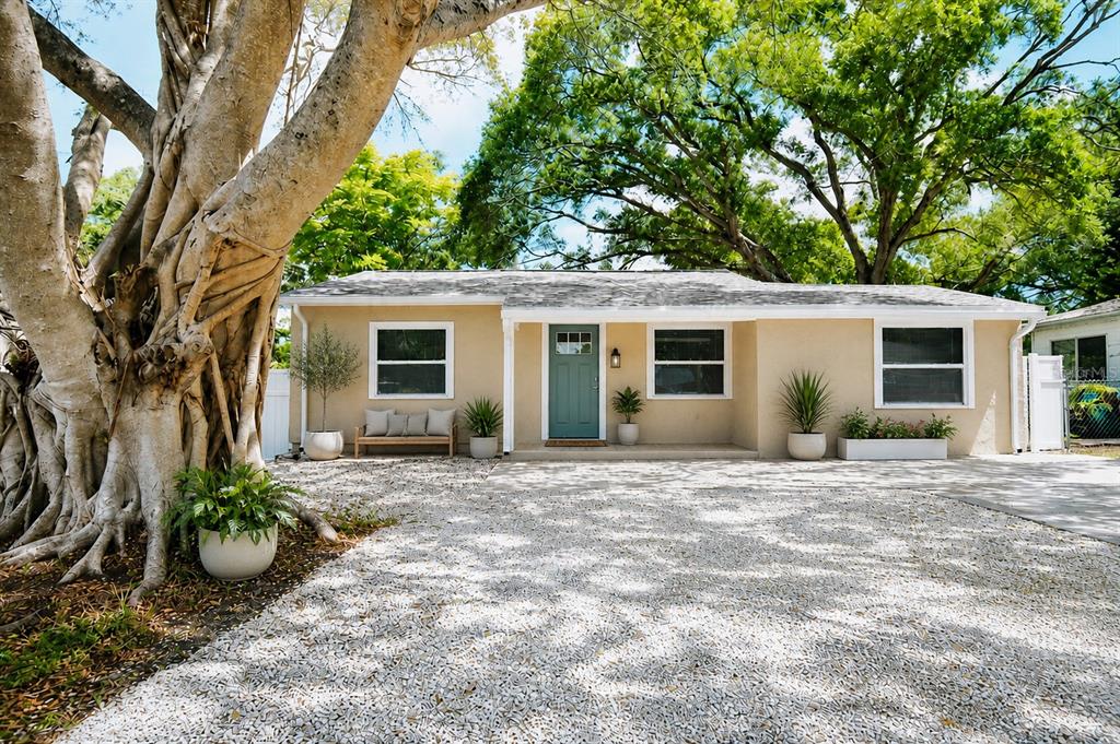 1000 8th Avenue Southwest Largo, FL 33770 - Photo 1 of 10