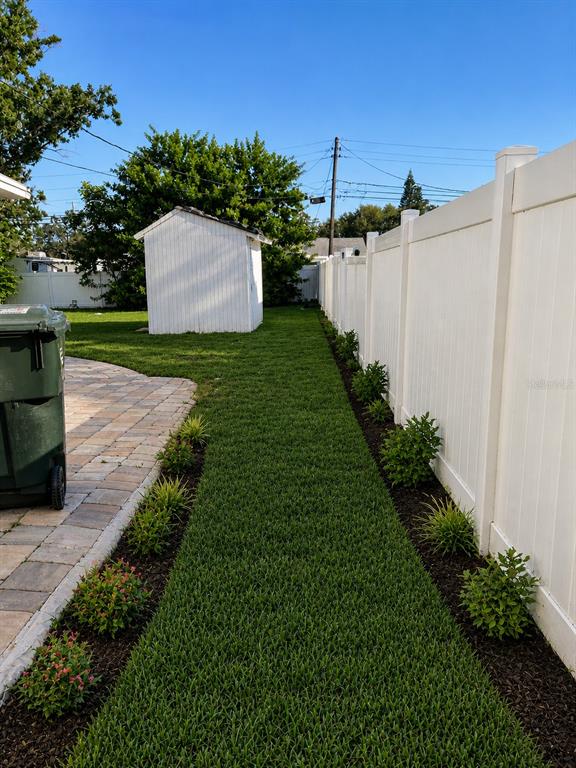 1000 8th Avenue Southwest Largo, FL 33770 - Photo 9 of 10