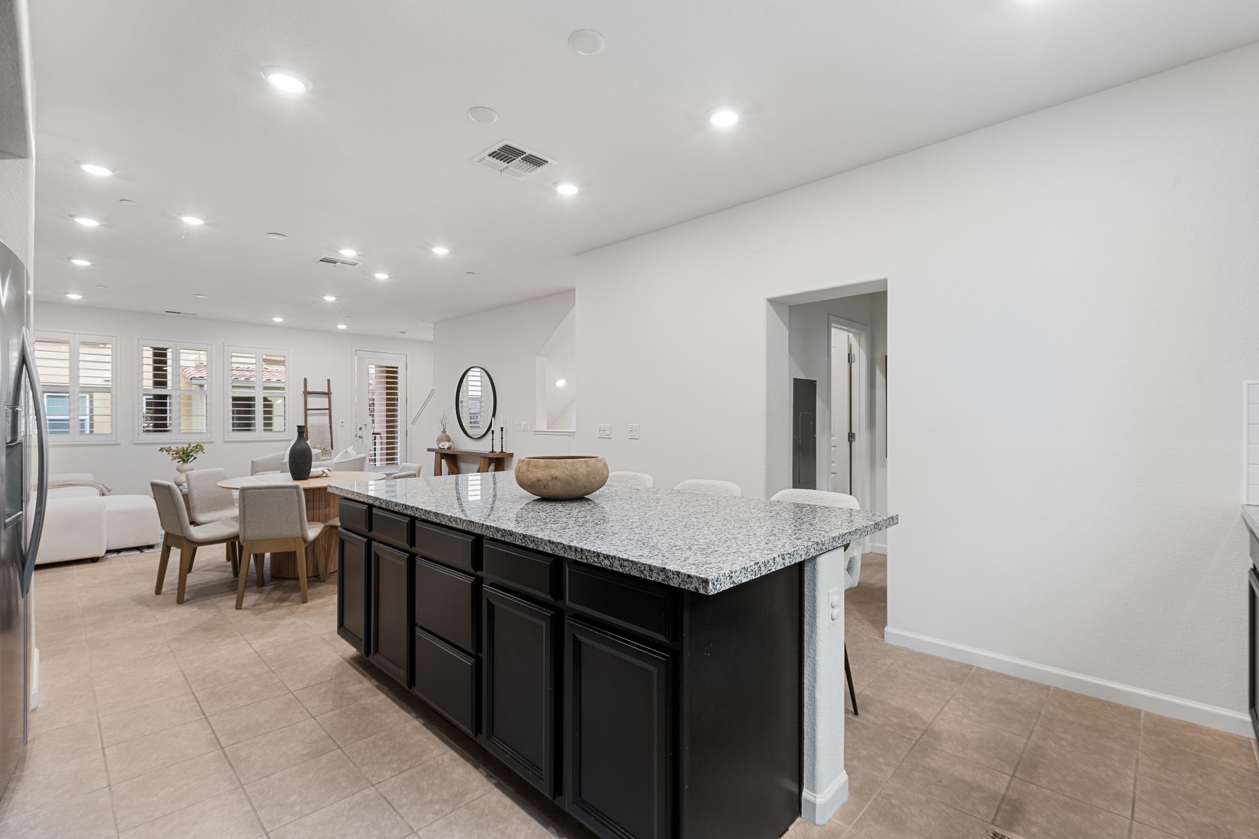 16330 Ridgehaven Drive, Unit 802 Castro Valley, CA 94578 - Photo 17 of 54