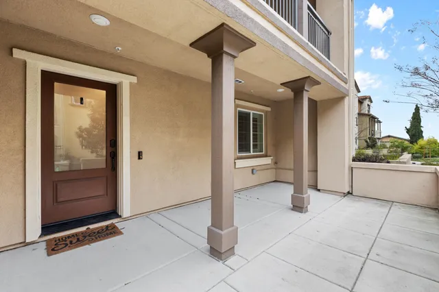 $888,000 | 16330 Ridgehaven Drive, Unit 802, Castro Valley, CA 94578