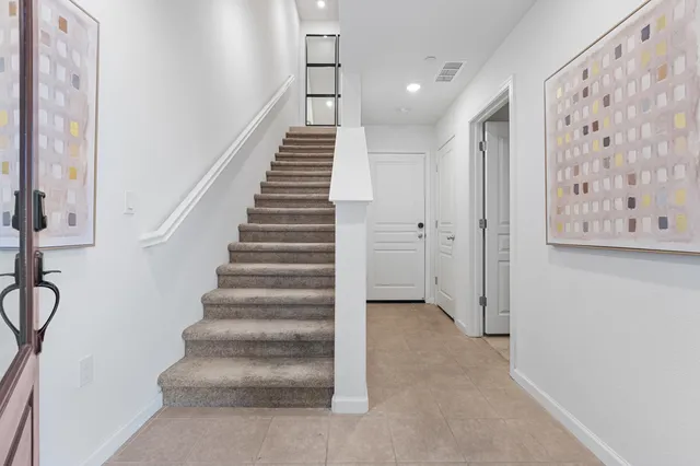 $888,000 | 16330 Ridgehaven Drive, Unit 802, Castro Valley, CA 94578