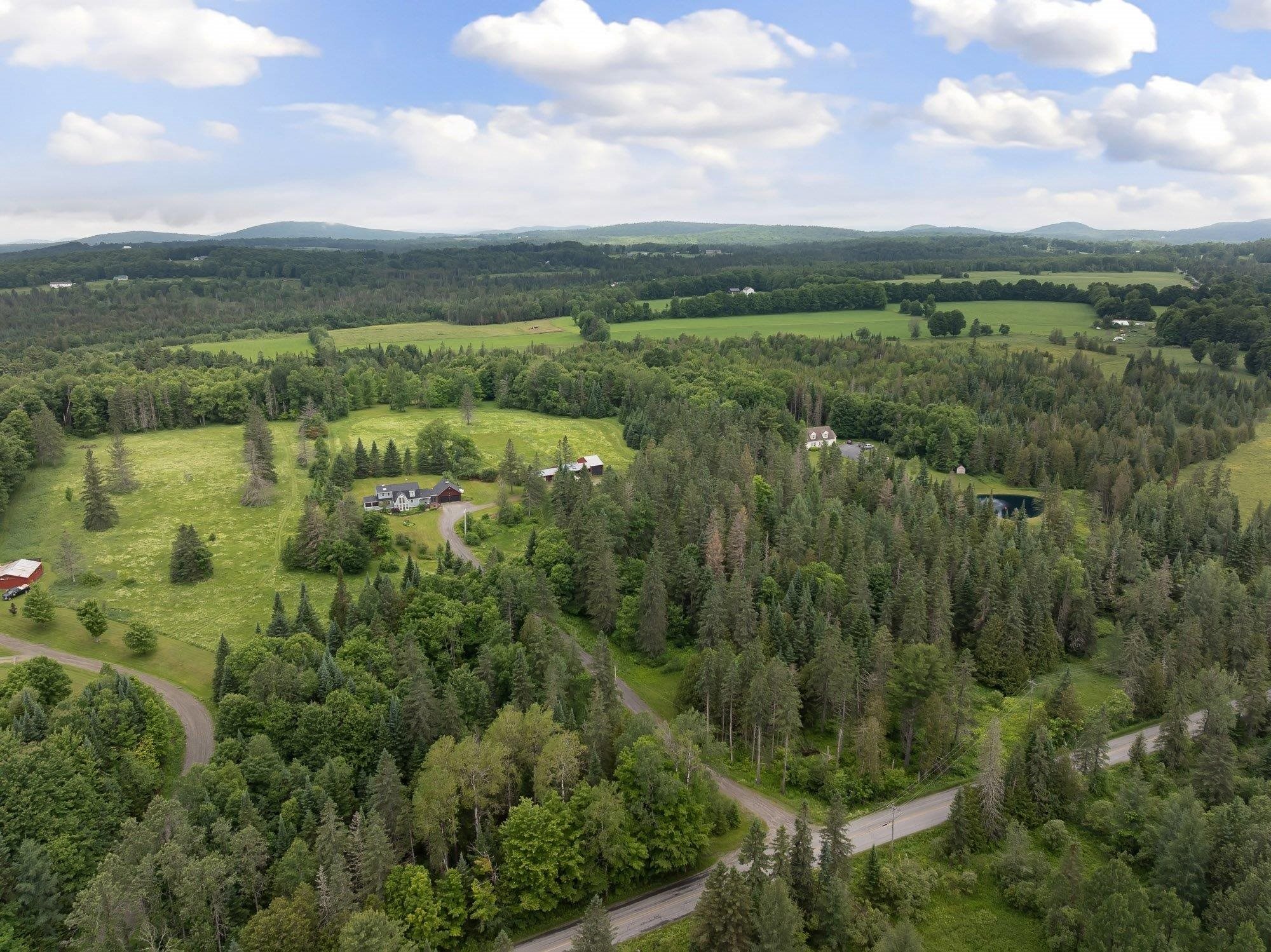 1225 Hardwick Street Hardwick, VT 05836 - Photo 7 of 48