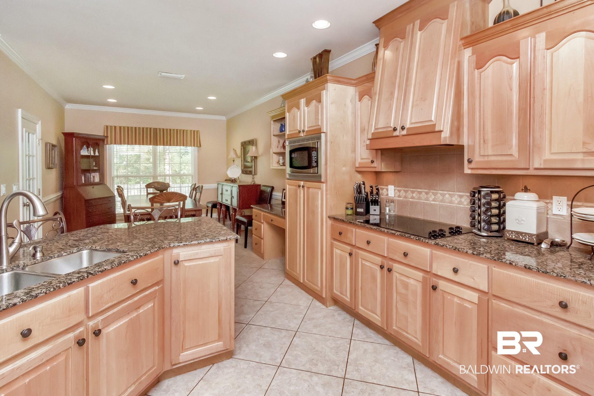 2516 Magnolia Grande Court Mobile, AL 36618 - Photo 10 of 40