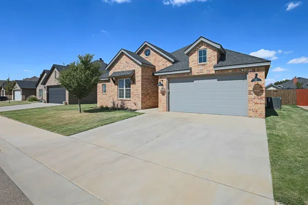 $358,000 | 322 Cowboy Lane, Wolfforth, TX 79382