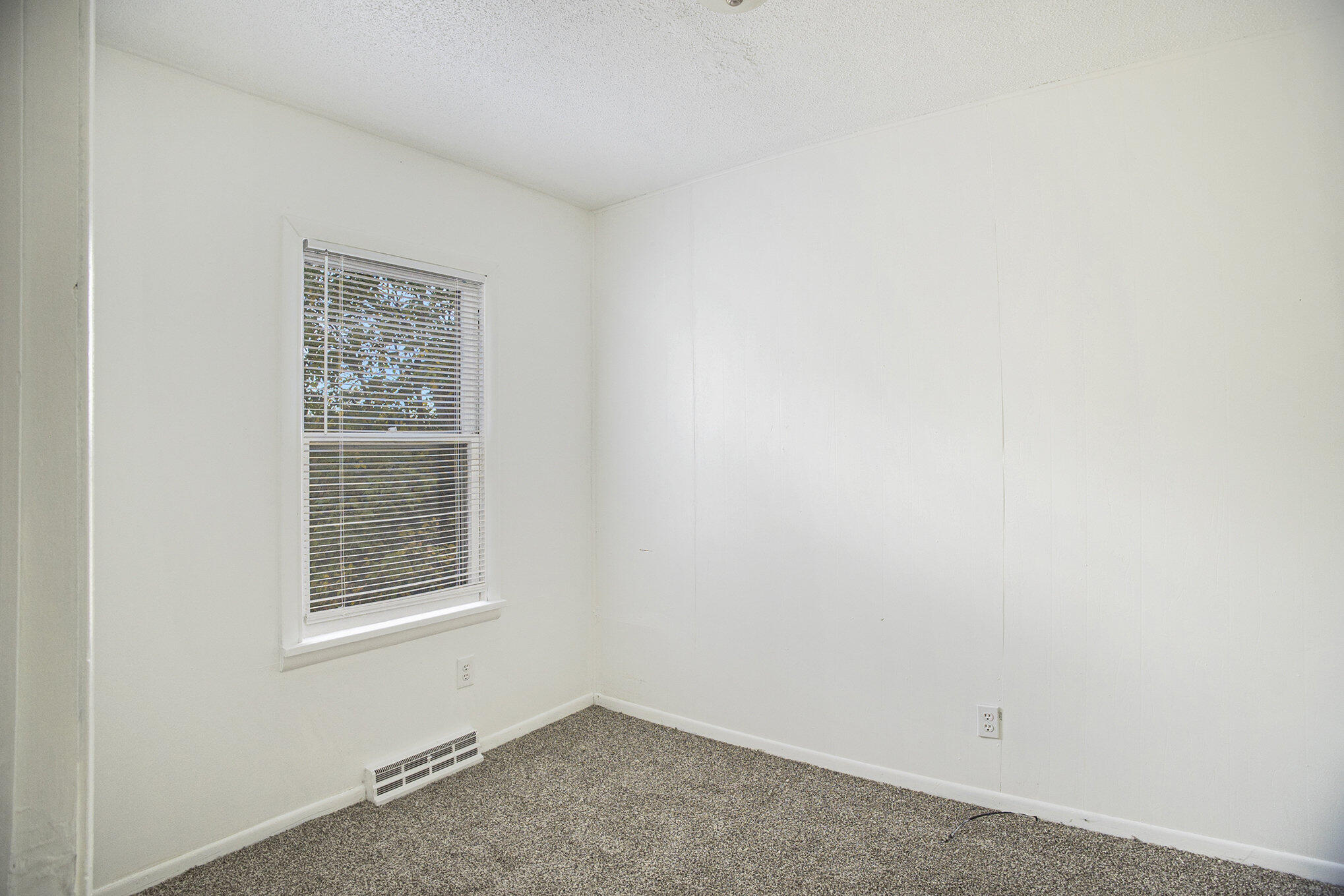 1535 Debaker Road Muskegon, MI 49442 - Photo 18 of 25 013_42a5322