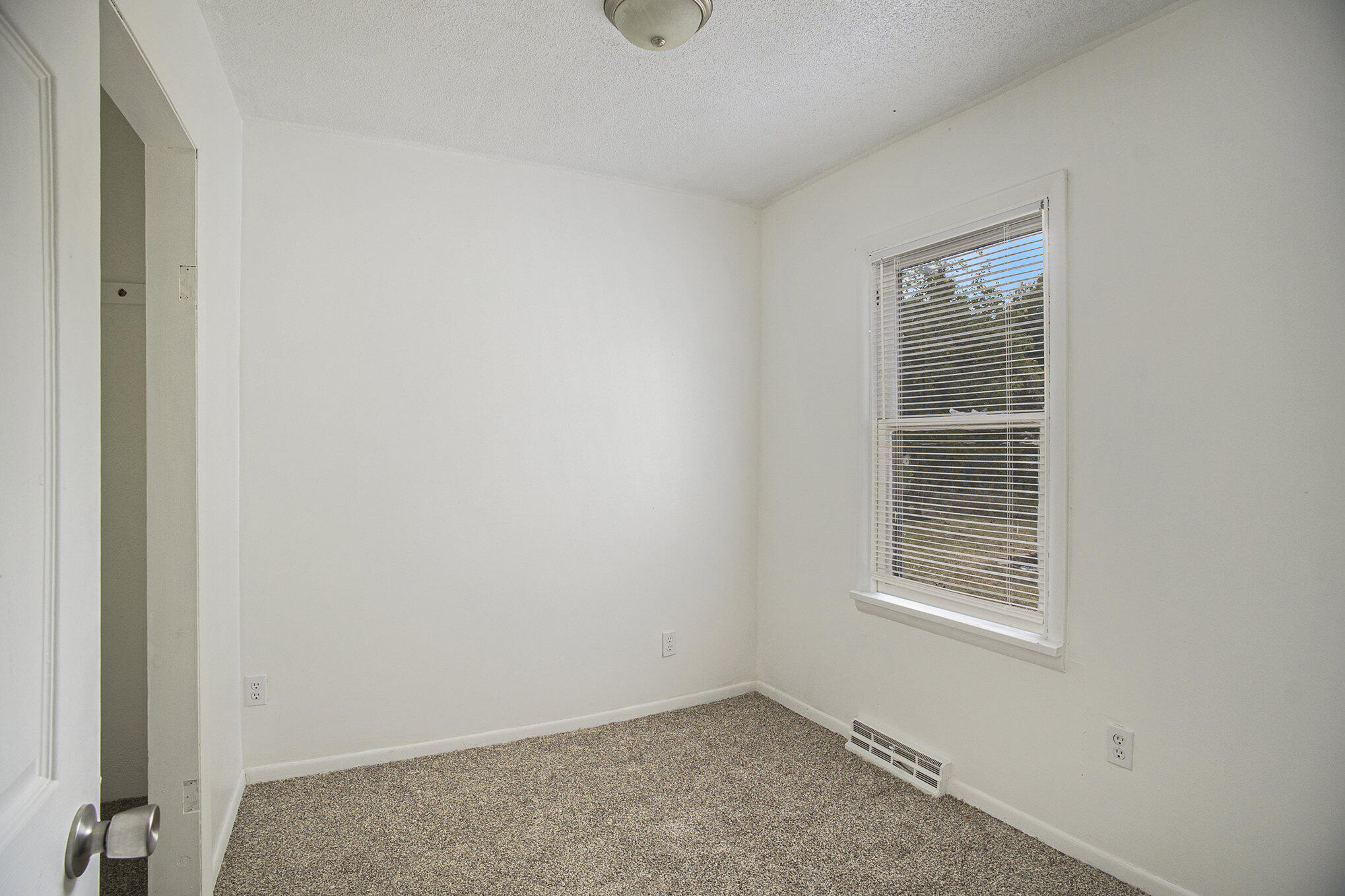 1535 Debaker Road Muskegon, MI 49442 - Photo 23 of 25 018_42a5338