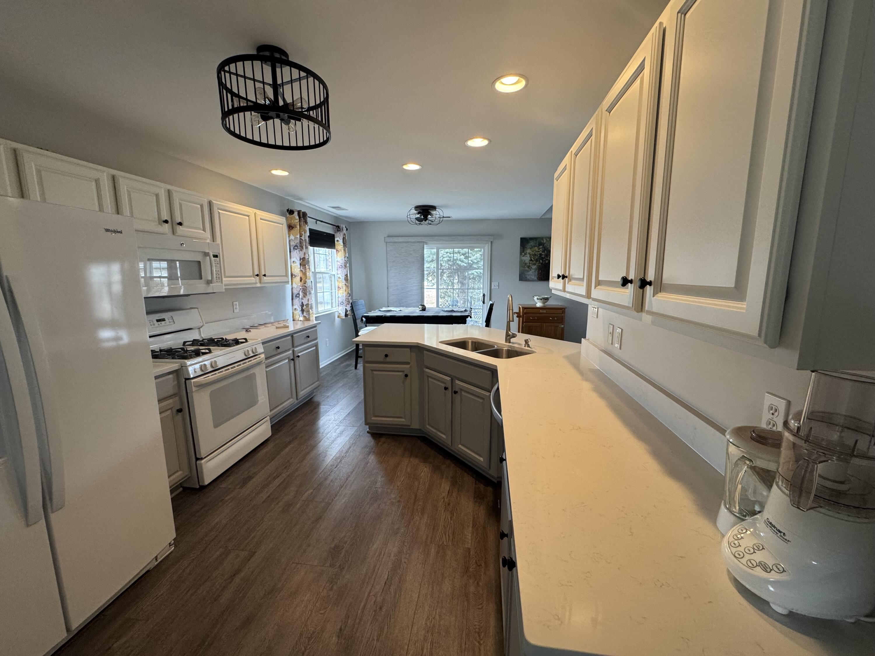 1030 Easy Street, Unit A Crown Point, IN 46307 - Photo 8 of 24 3000x2250