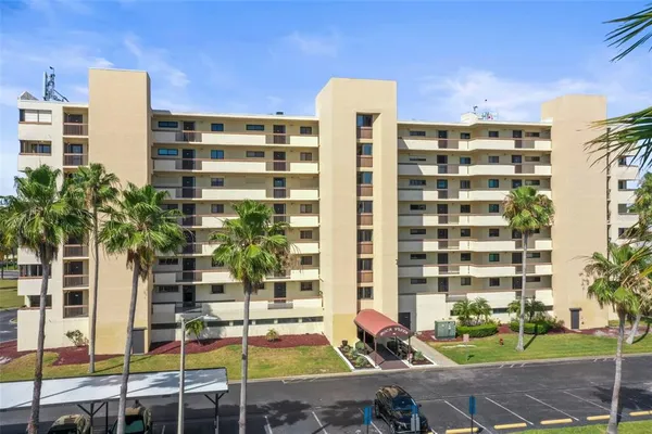 $550,000 | 401 150th Avenue, Unit 241, Madeira Beach, FL 33708