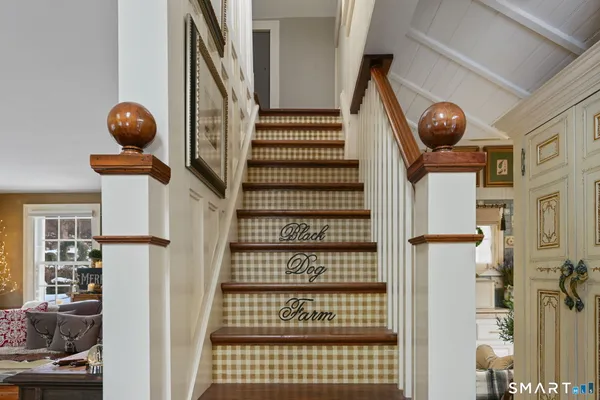 a view of entryway
