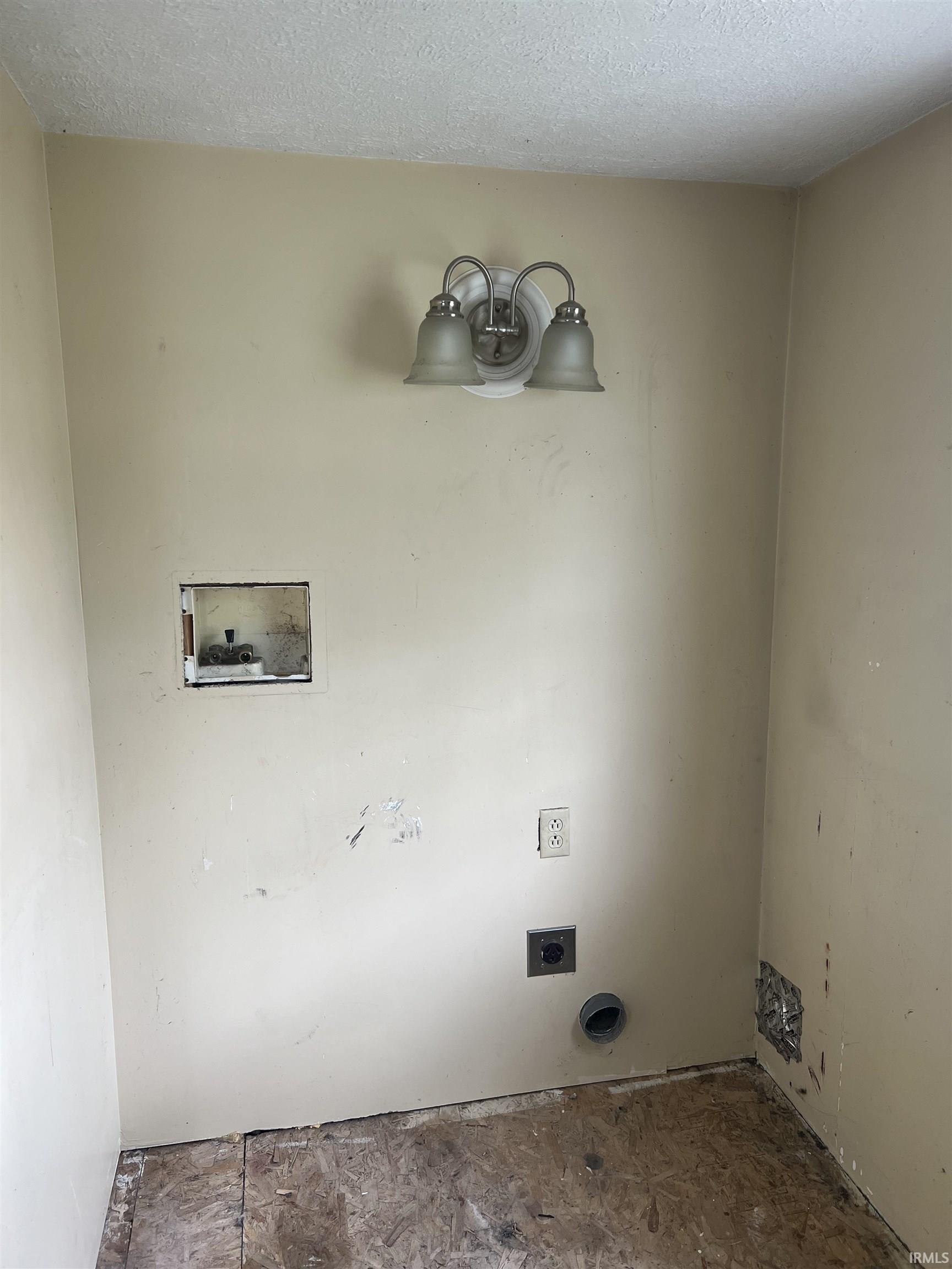 509 East Rochester Street Akron, IN 46910 - Photo 11 of 27 Gallery Image 11