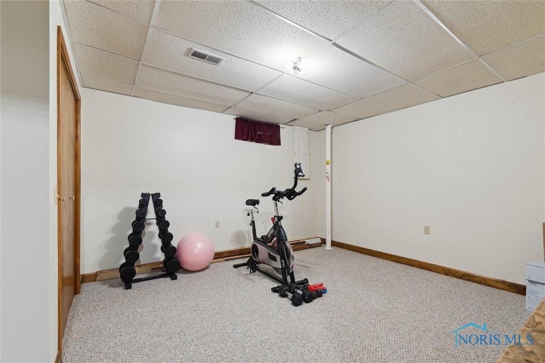 824 Edgehill Road Findlay, OH 45840 - Photo 36 of 50 Rec room/Possible 5th bedroom