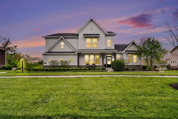 $899,900 | 2110 Shale Run Drive, Delaware, OH 43015