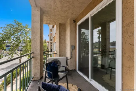 $579,000 | 2250 Camino De La Reina, Unit 202, San Diego, CA 92108
