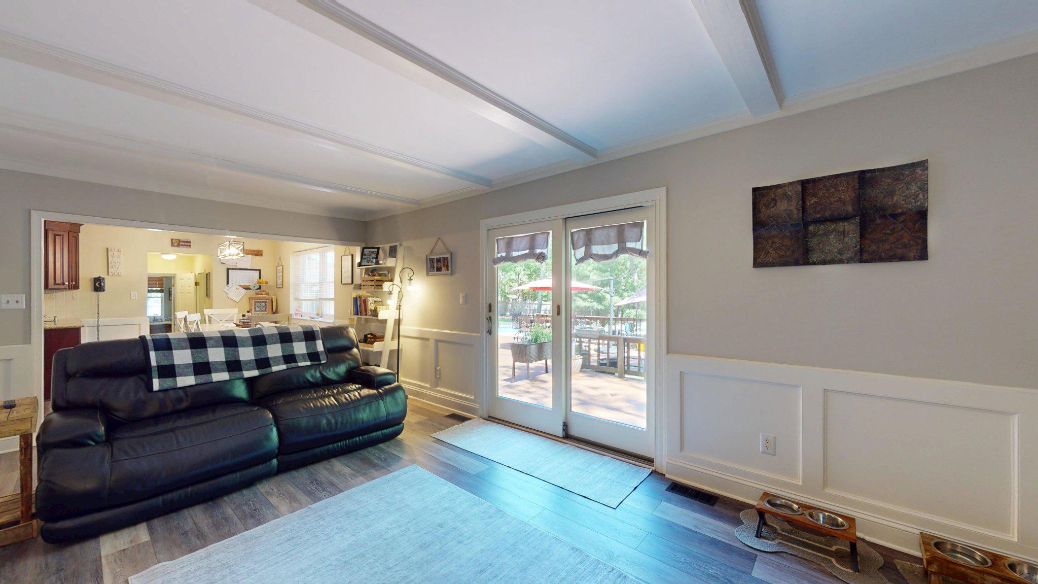 3 Colonial Court Medford, NJ 08055 - Photo 28 of 89 Bright and inviting living space.