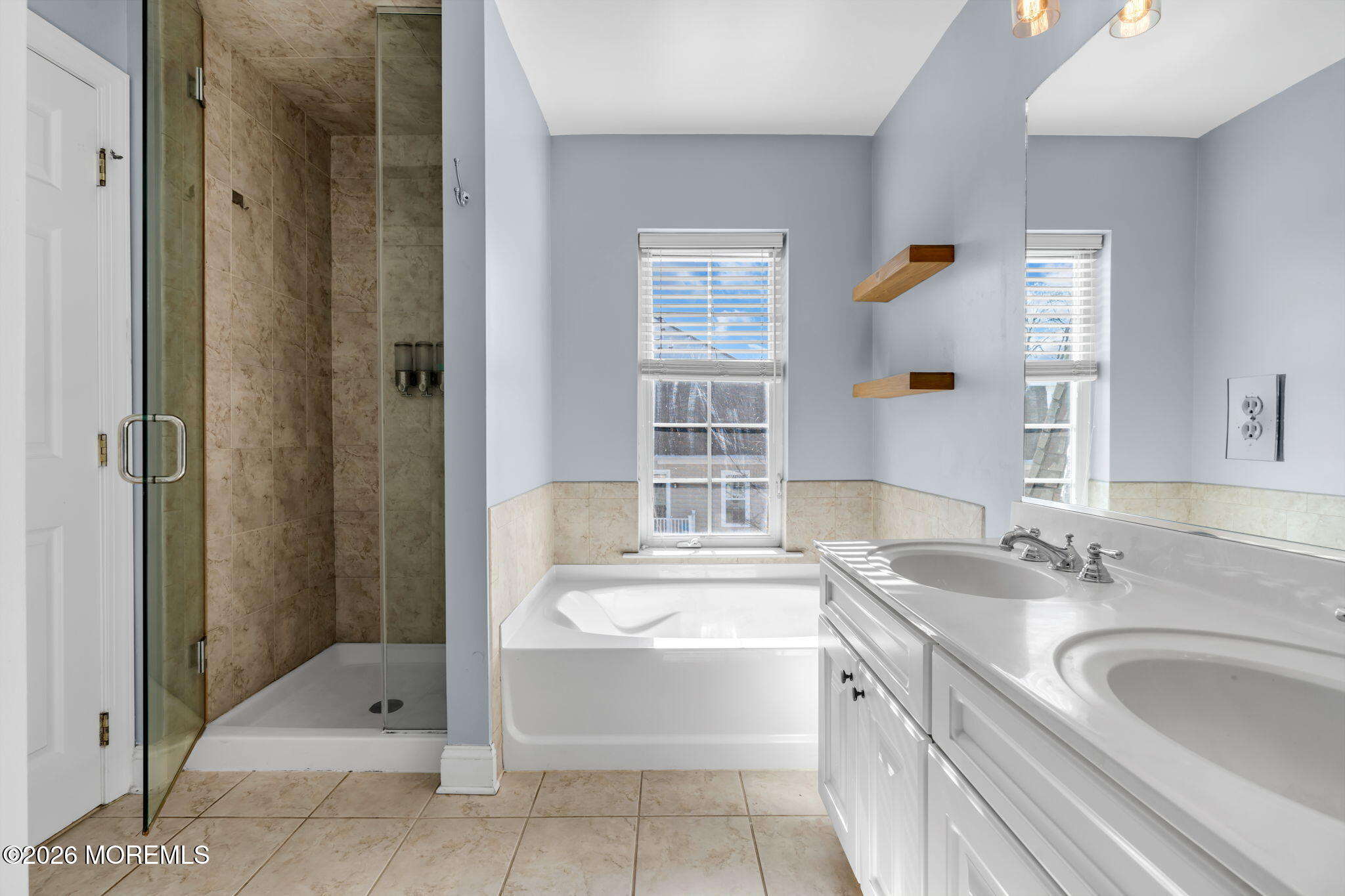 712 Abby Road Middletown, NJ 07748 - Photo 36 of 44 45-web-or-mls-DSC03551