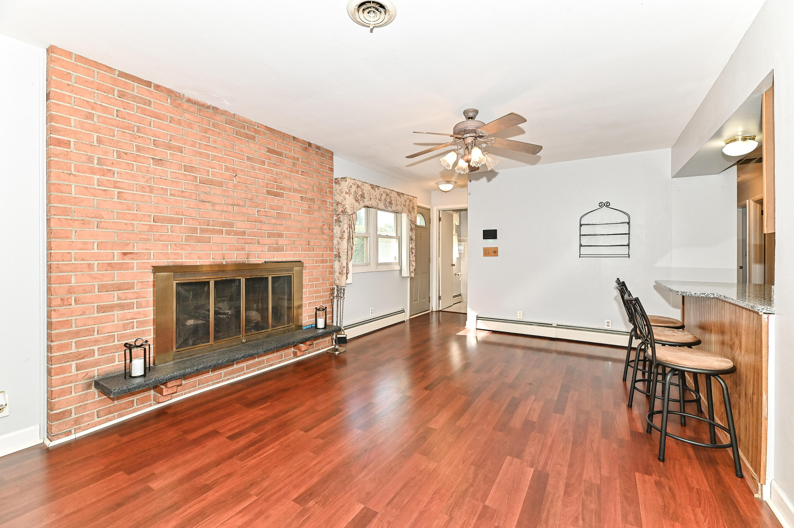3170 Taylor Avenue Racine, WI 53405 - Photo 19 of 56 Taylor-22