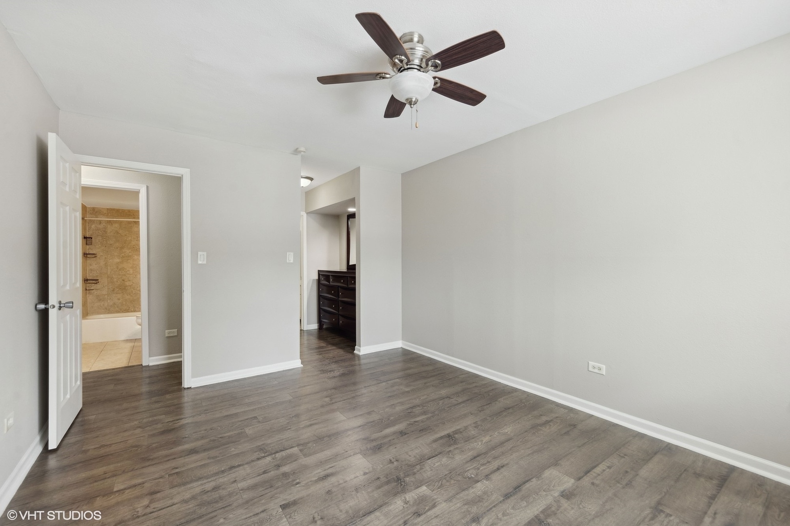 1500 Robin Circle, Unit 115 Hoffman Estates, IL 60169 - Photo 15 of 22