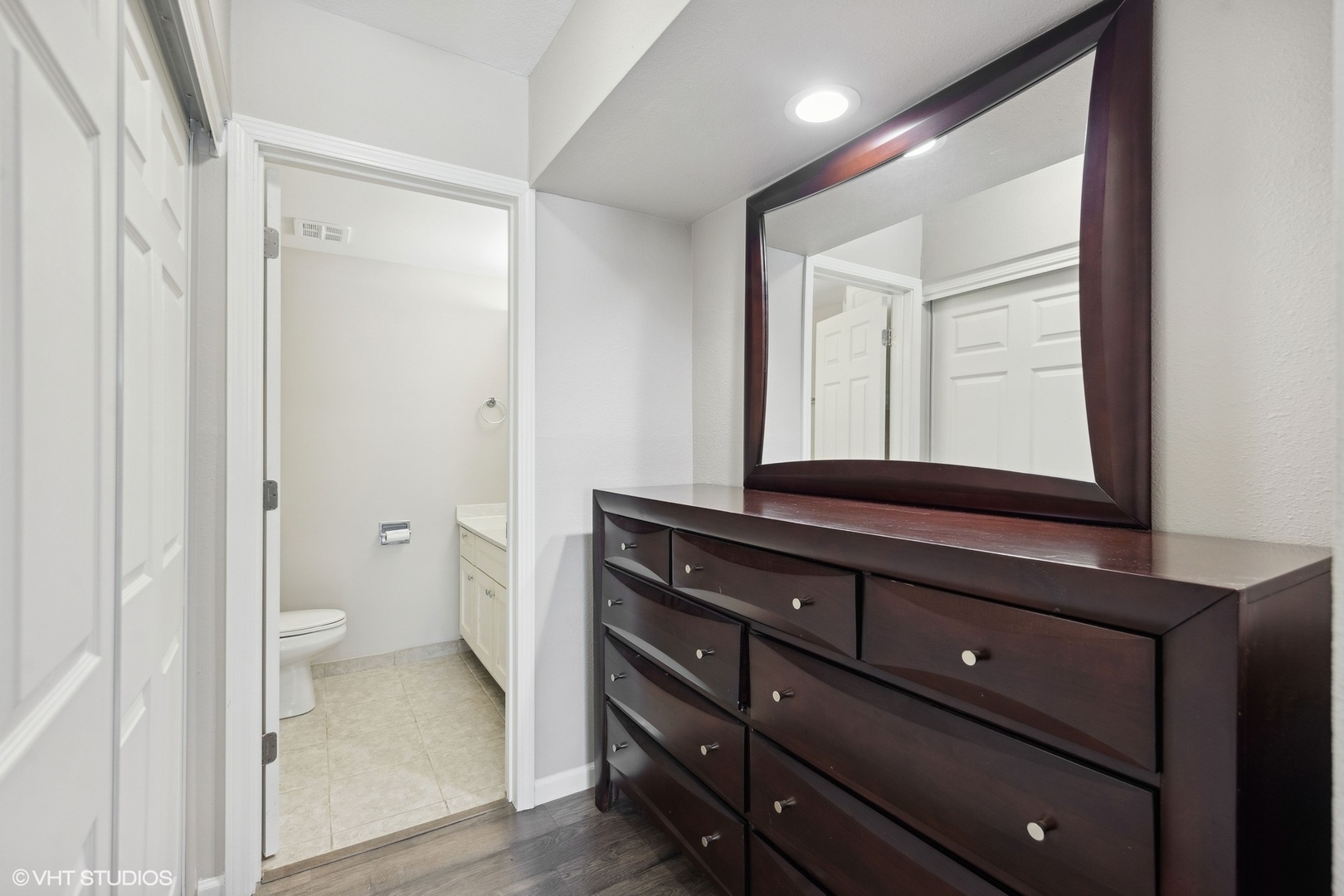 1500 Robin Circle, Unit 115 Hoffman Estates, IL 60169 - Photo 16 of 22