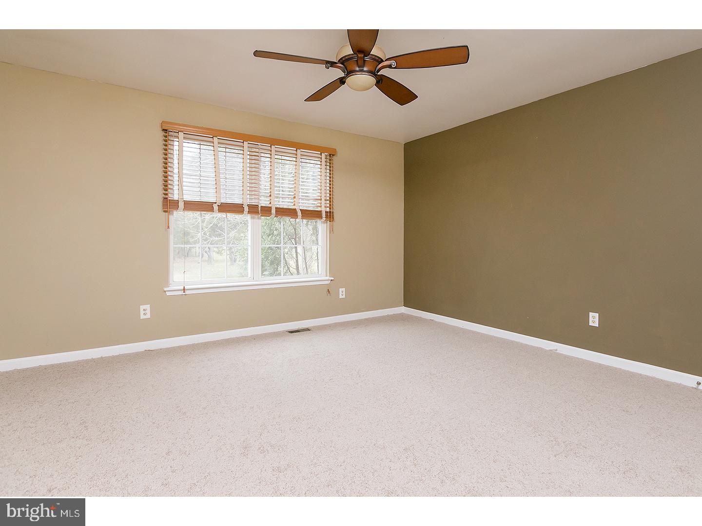 1270 Clayton Road Williamstown, NJ 08094 - Photo 12 of 18 Gallery Image 12